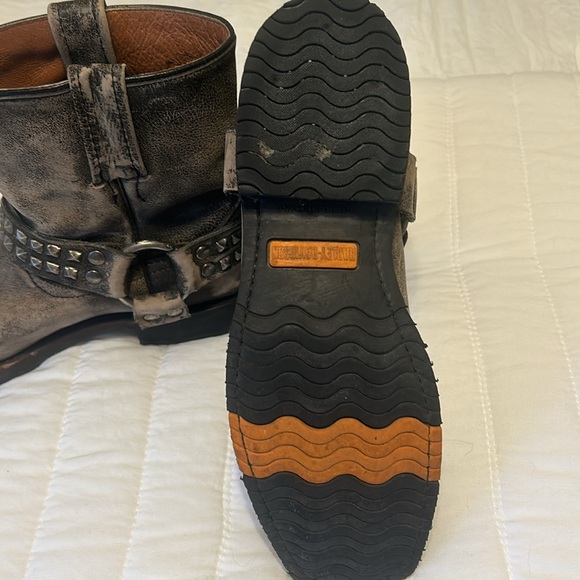 Women’s Harley Davidson boots - Picture 4 of 6